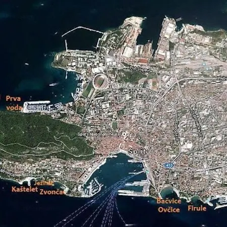 U Srcu Grada - Ilicev Prolaz *