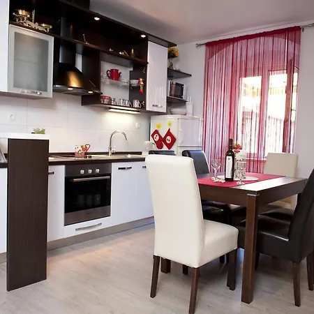 U Srcu Grada - Ilicev Prolaz スプリト