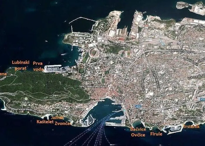 U Srcu Grada - Ilicev Prolaz *