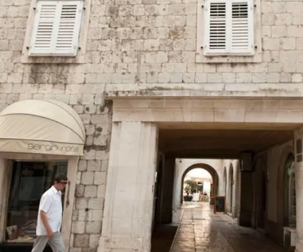 U Srcu Grada - Ilicev Prolaz شقة