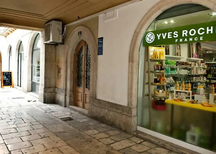 U Srcu Grada - Ilicev Prolaz سبليت