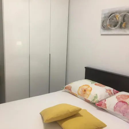 U Srcu Grada - Ilicev Prolaz *